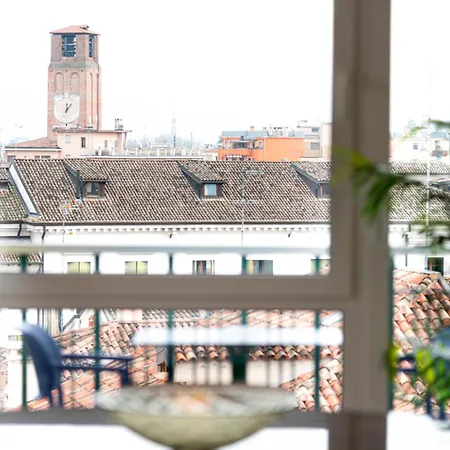 Attico Centro * トレヴィーゾ